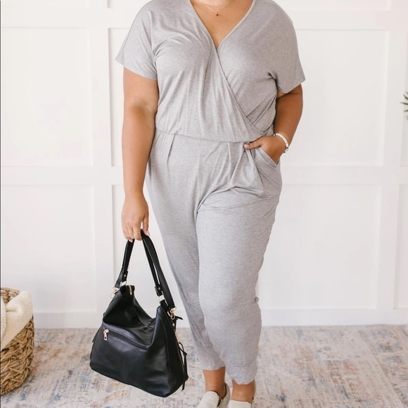 ALREADY READY JUMPSUIT IN GREY - Picture 7 of 14